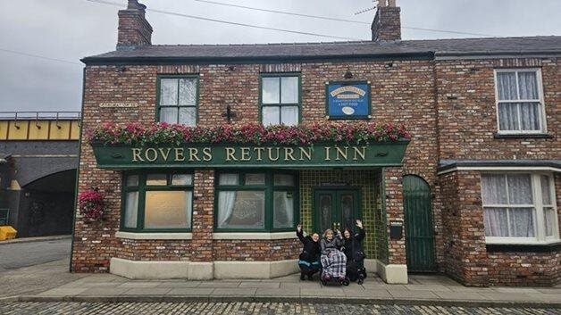 From Washway Road to Weatherfield: Sale care home resident returns to cobbles 