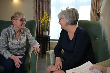 Staying connected with a person with dementia using all the senses