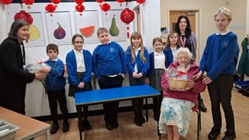 Eye care home residents share uplifting ‘Boxes of Hope’ with pupils