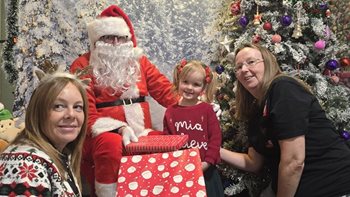 Nursery children join Basingstoke care home for journey into Christmas past