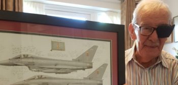 Retired spitfire pilot honoured as last surviving member of War squadron