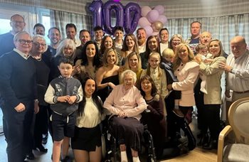 “Porridge every morning” is the secret to living a long life, according to Glasgow centenarian