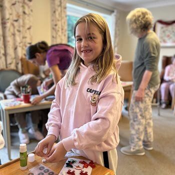 Schoolchildren join Whitstable care home for journey into Christmas past