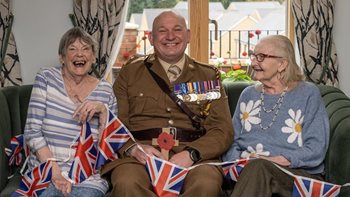 Dursley care home welcomes special guests for Remembrance Day