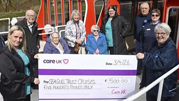 Edinburgh care home donates £500 to local charity