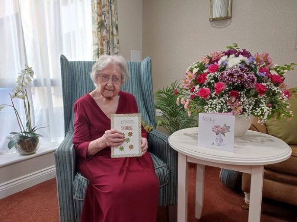 Team Leader Care - Murrayside Alice's 102nd bday