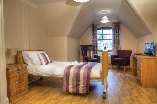 Care Assistant - larkland-house-set40 image