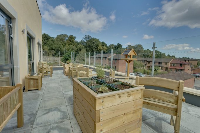 Registered Nurse - stills-broomhouse-balcony-004-enfused image