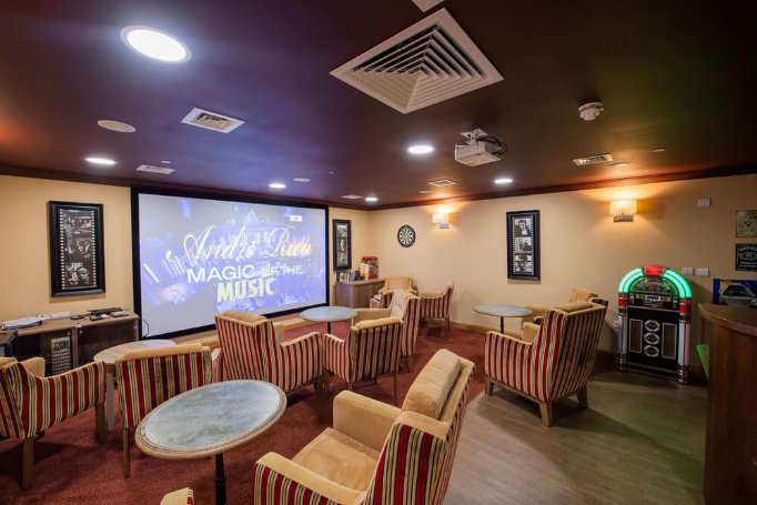 Highmarket House - Highmarket cinema 