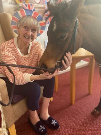 Team Leader Care - cheviot court lifestyle 