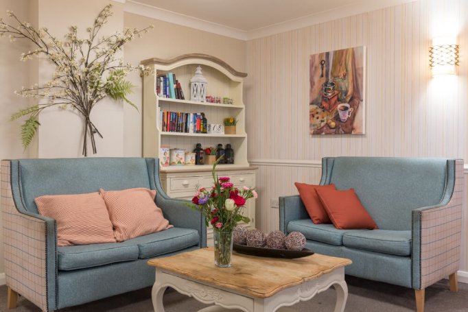 St Vincent's House - St Vincent's House lounge 