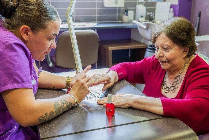 Team Leader Care - Sandfields lifestyle manicure