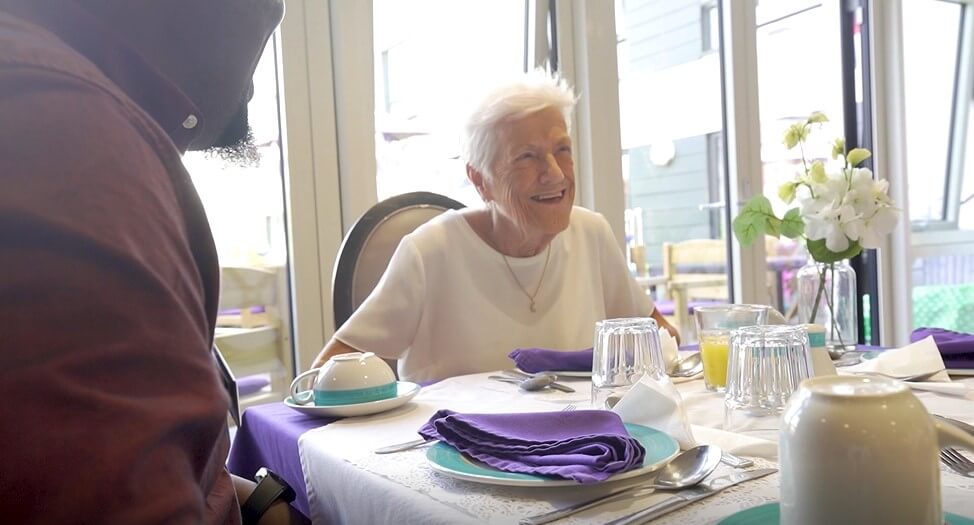 Relative voices at Tennyson Grange - It's a complete joy