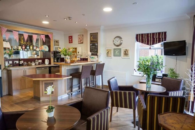 Bank Team Leader Care - ambleside dining 