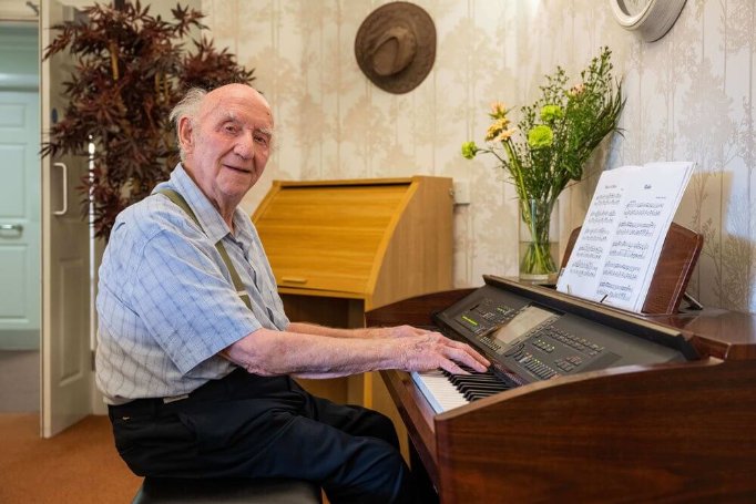 Team Leader Care Nights - Brook Court lifestyle