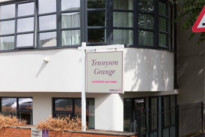 Kitchen Assistant - Tennyson external sign