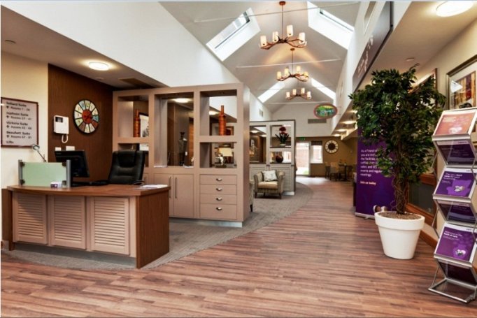 Bank Cleaner - reception image