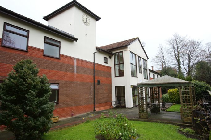 Care Assistant - pinetum-house-chester-36-web image