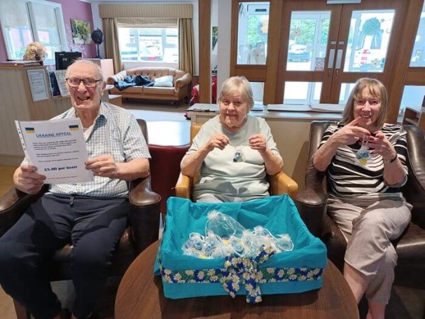 Activities Co-ordinator - Brook Court residents make Ukraine Hearts