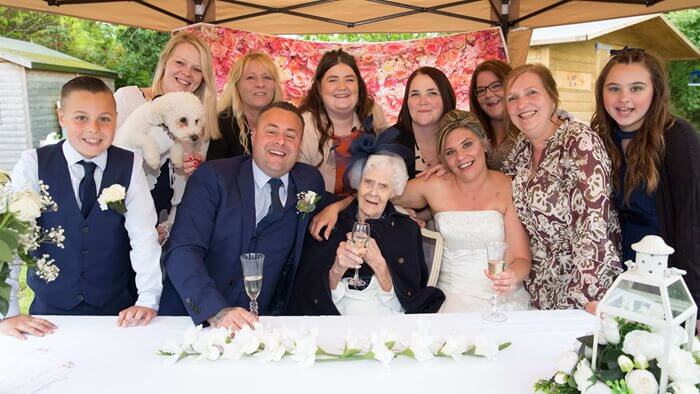 Team Leader Care - Kingsleigh wedding surprise