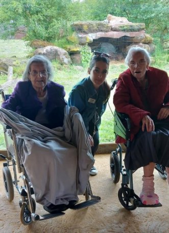 Care Assistant - catherine court zoo trip